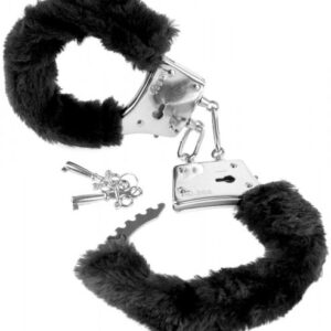 Beginner‘s Furry Cuffs