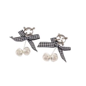 Nippelklemmen Schulmädchen